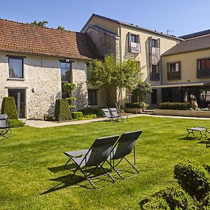 Hôtel Les Herbes Folles